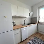 Kurpinskiego 14, 10 Min Od Starego Miasta. *