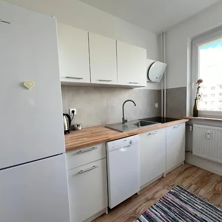 Kurpinskiego 14, 10 Min Od Starego Miasta. *